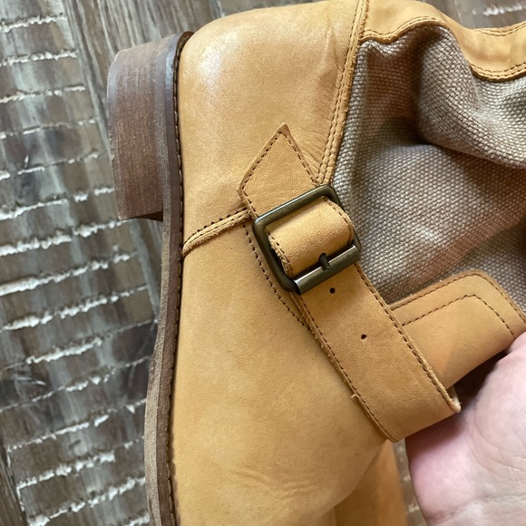 Anthropologie Lockeed tan burnished ankle boots booties. Made in Italy size 37 - Picture 8 of 11